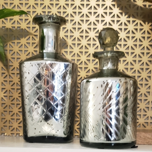 SET OF 2 MERCURY BOTTLES - Picture 8 of 8